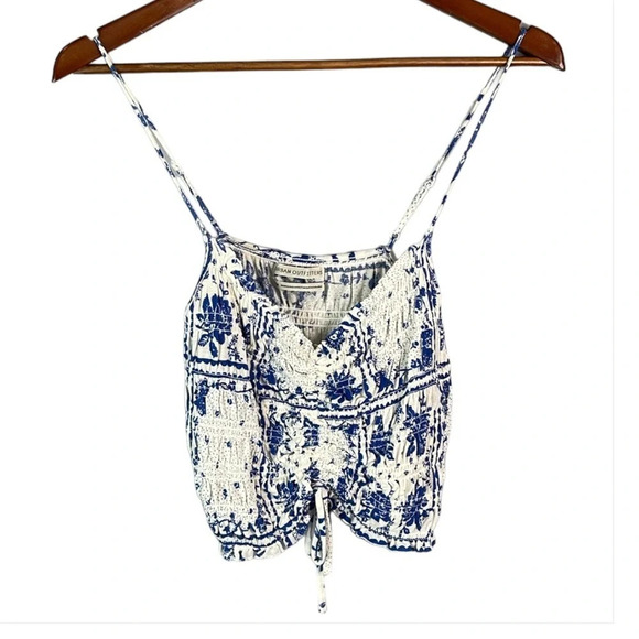 URBAN OUTFITTERS NWT Blue Floral Motif Cami Crop Top Smock Drawstring Tied M - Picture 2 of 12